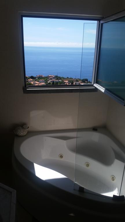 Villa Abreu - A Wonderful Ocean View Calheta  Extérieur photo